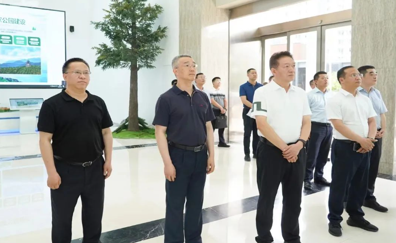 楊林興率瀘州市黨政代表團(tuán)赴浙江省麗水市考察，對(duì)接交流東西部協(xié)作工作